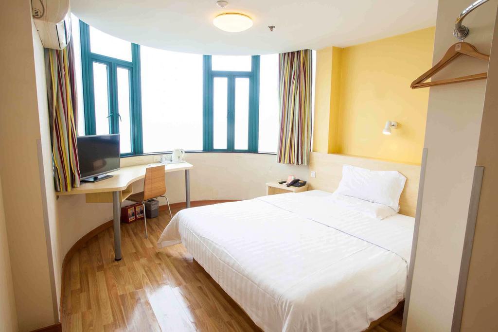 7Days Inn Chongqing Wanzhou Gaosuntang Room photo