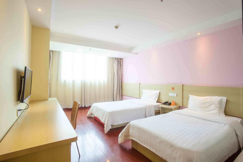 7Days Inn Chongqing Wanzhou Gaosuntang Room photo